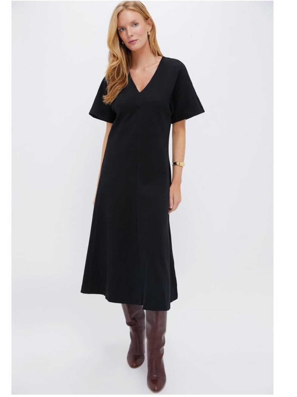 Tuckernuck Annalee midi dress Classic B V-Neck size Medium